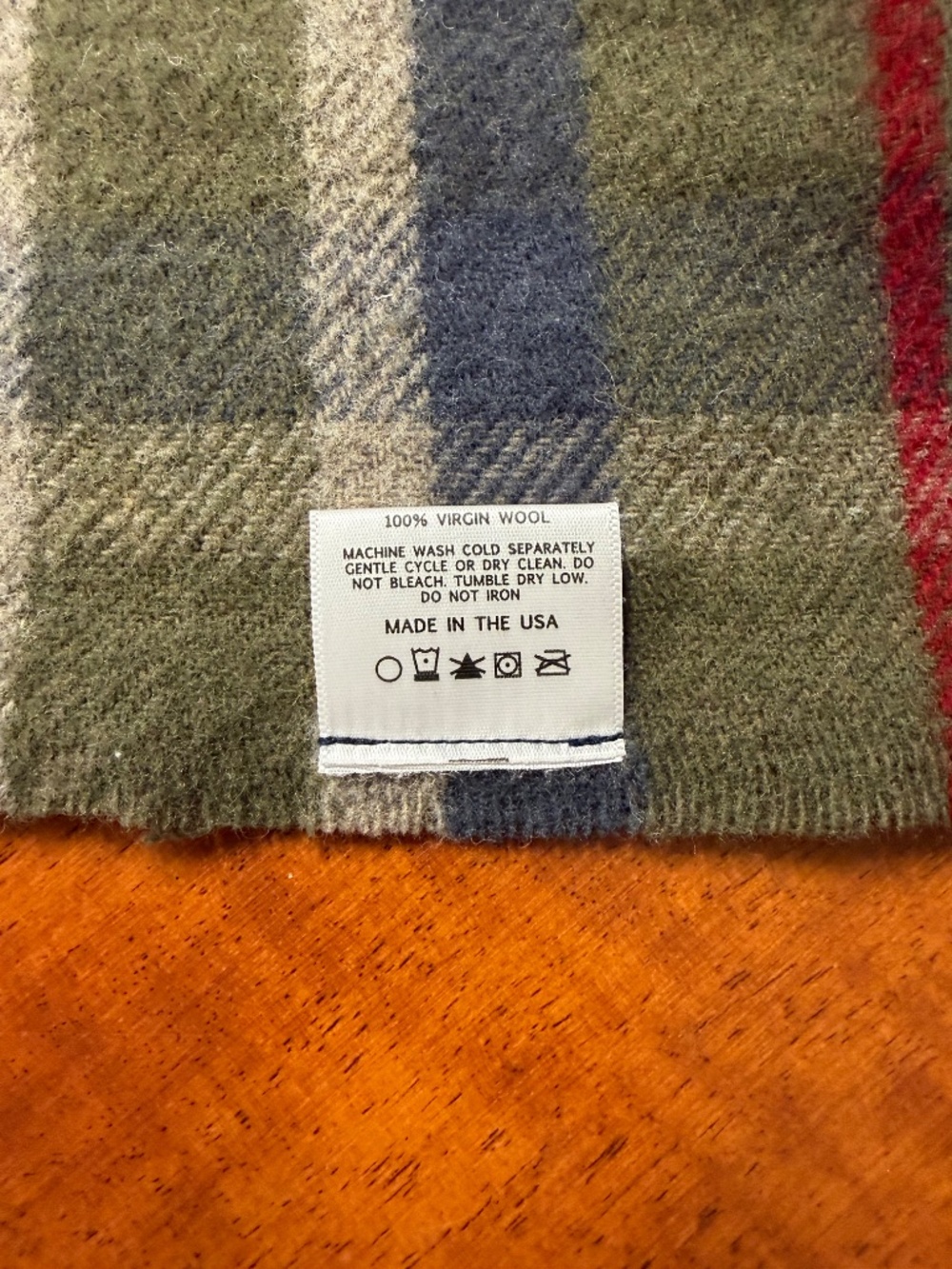 Faribault Woolen Mills Blanket - Picture 4 of 4
